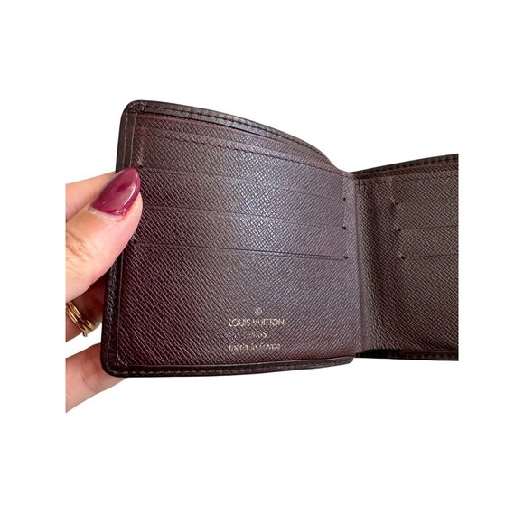 LOUIS VUITTON Men’s Brown Leather BiFold Wallet - Picture 5 of 7